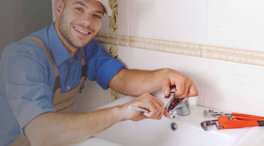 Professional clogged drains services in Midland, IN